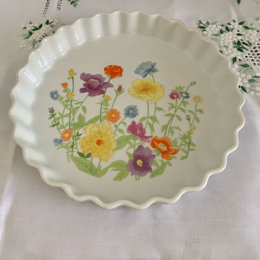 10” Gailstyn Fleurette Cook & Serve Pie Baking Serving Dish